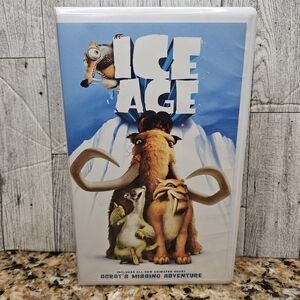 Ice Age VHS Cartoon Family Movie Night PG 2002 Color Hardshell Case